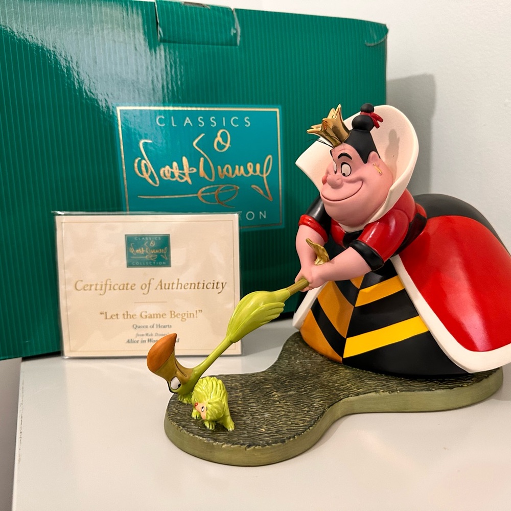 WDCC Queen of Hearts Figurine “Let the Games Begin”